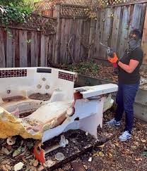 Best Hot Tub Removal  in Wayne, MI